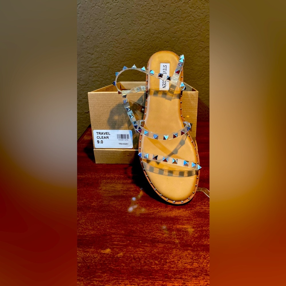 Steve Madden Travel Clear